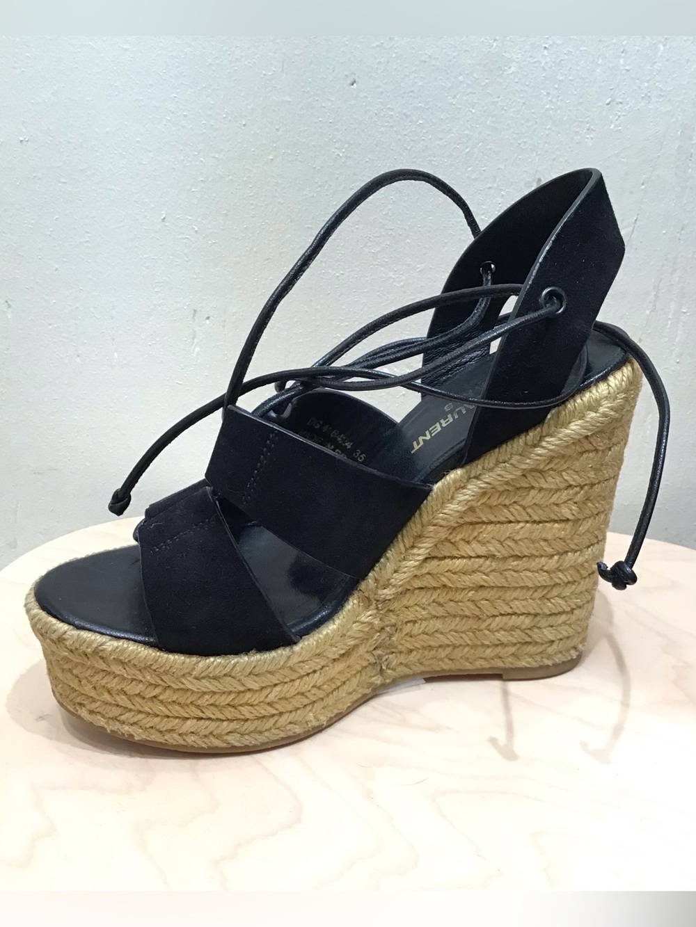 Saint Laurent black and beige Size 35 Shoes
